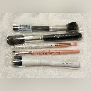 Make Up Brushes